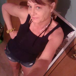 Meet your Posher, Adah